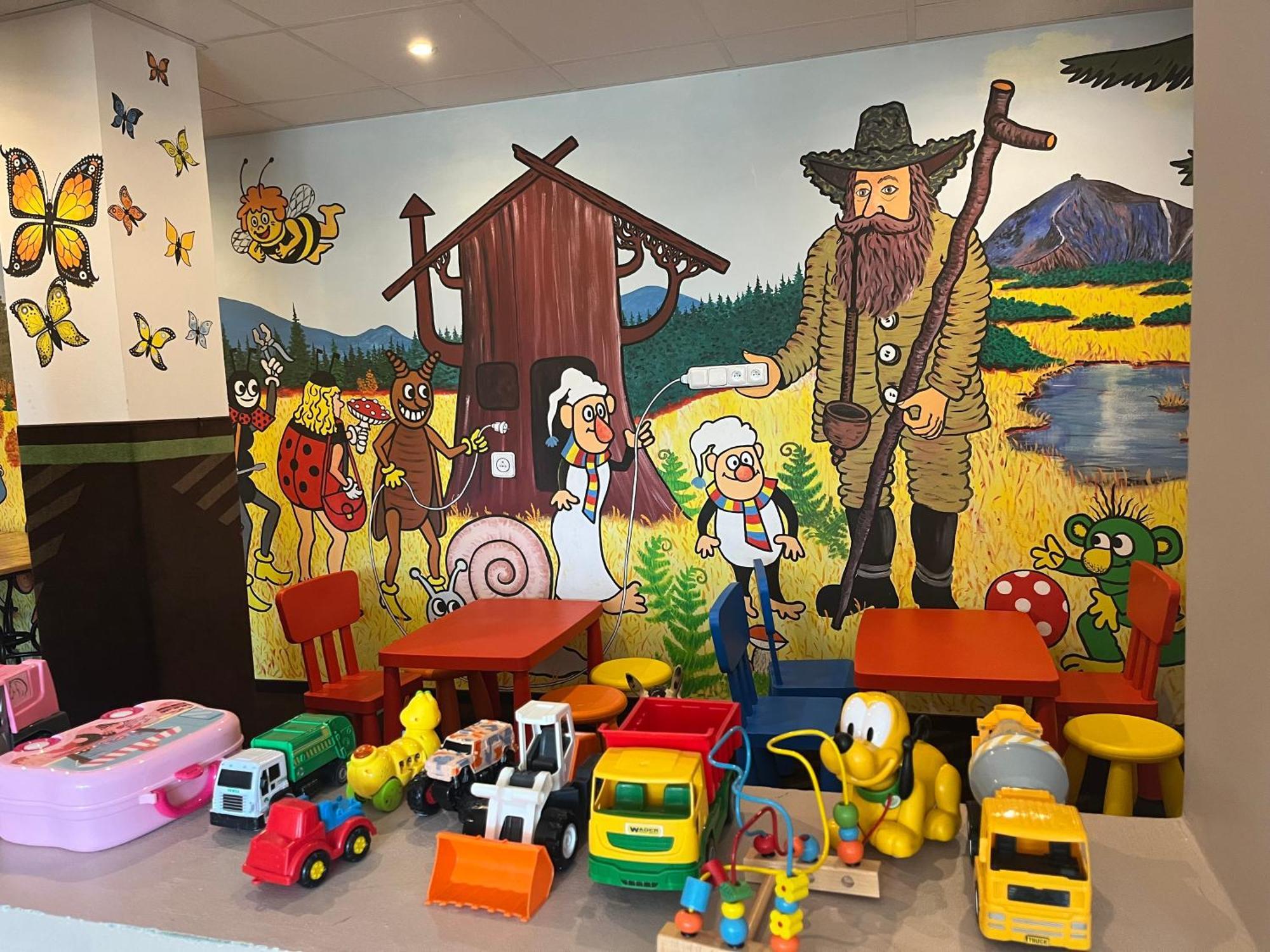 Wellness Hotel Astra Špindlerŭv Mlýn Buitenkant foto