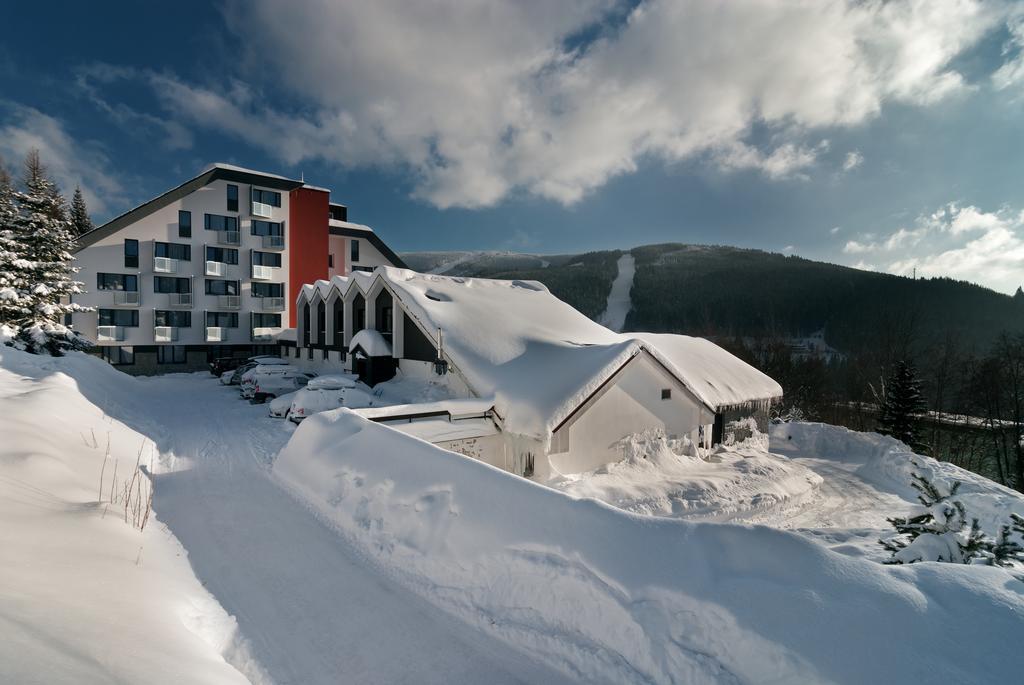 Wellness Hotel Astra Špindlerŭv Mlýn Buitenkant foto