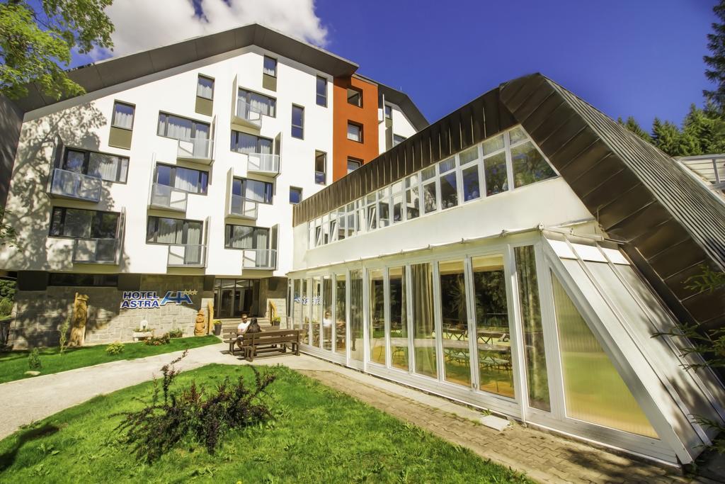 Wellness Hotel Astra Špindlerŭv Mlýn Buitenkant foto